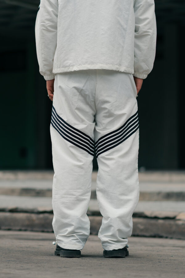 WLI-7-2- TRACK PANTS GANG
