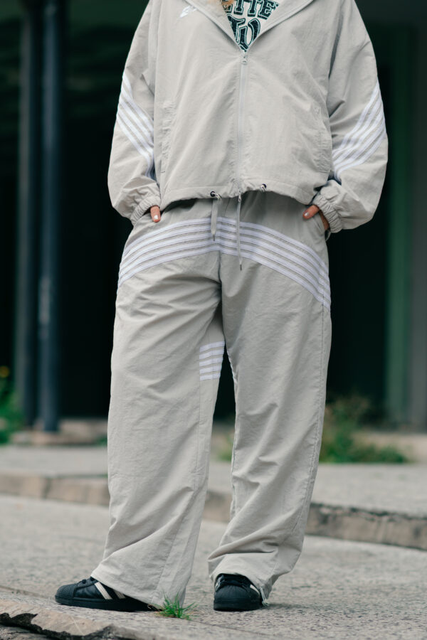WLI-7-2- TRACK PANTS GANG